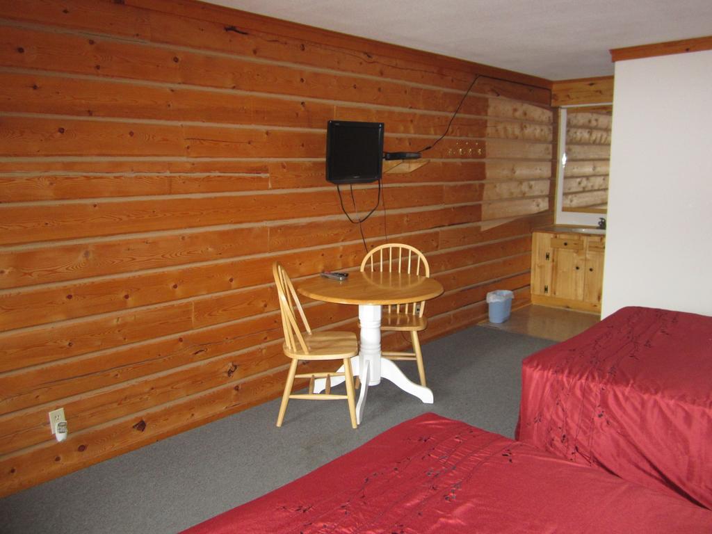 Spirit Lake Lodge Вайтгорс Номер фото