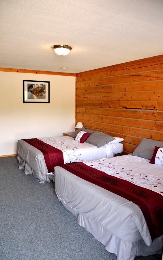 Spirit Lake Lodge Вайтгорс Екстер'єр фото